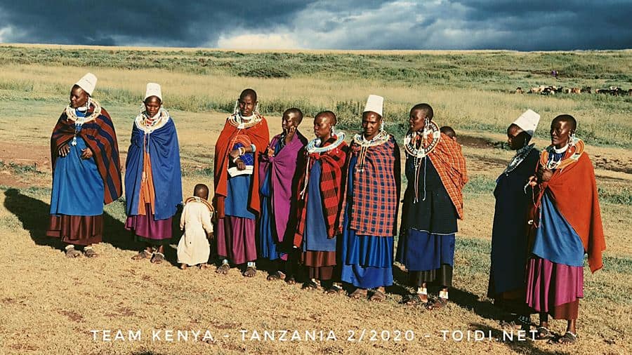 người dân Maasai ở Kenya du-lich-kenya-tanzania-88015799_1351142855068924_1212440061883187200_o