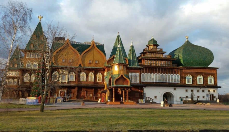 Cung điện bằng gỗ (nguồn: russiau)