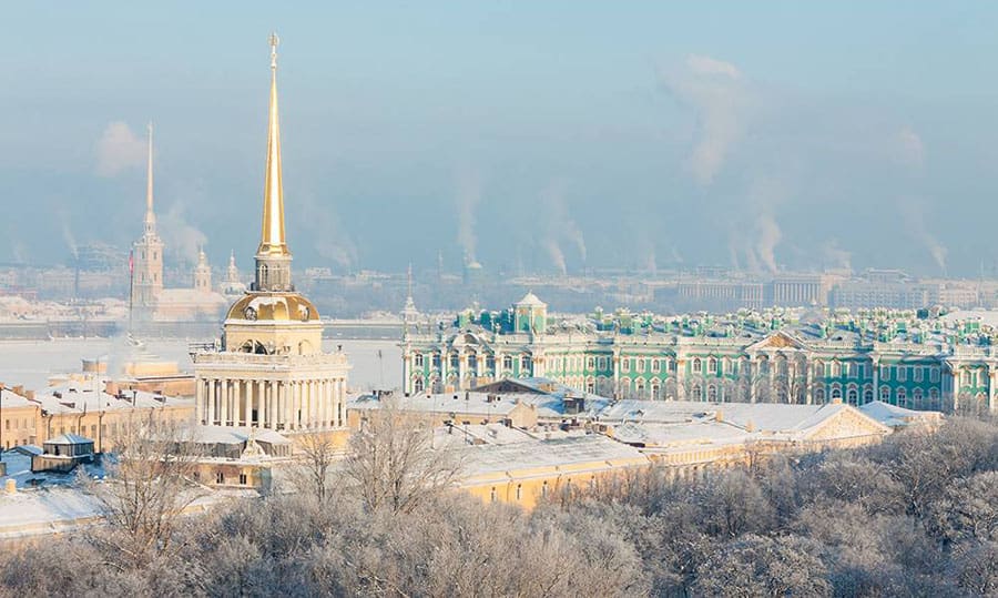 St-Petersburg-in-snowy-winter